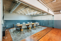 200-s-tryon-int3945