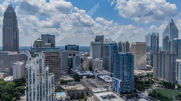 200-s-tryon-drn0015