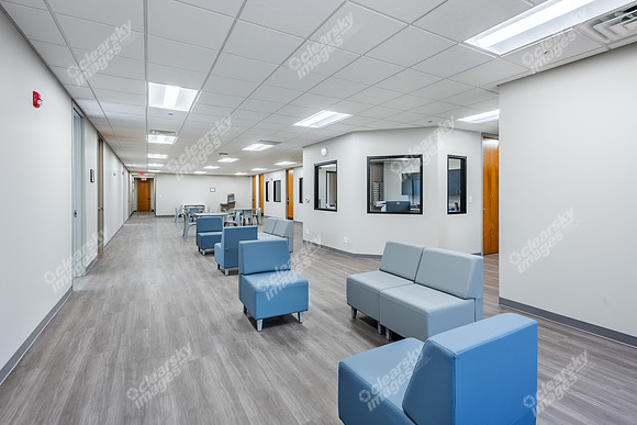 616-Colonnade-int5090