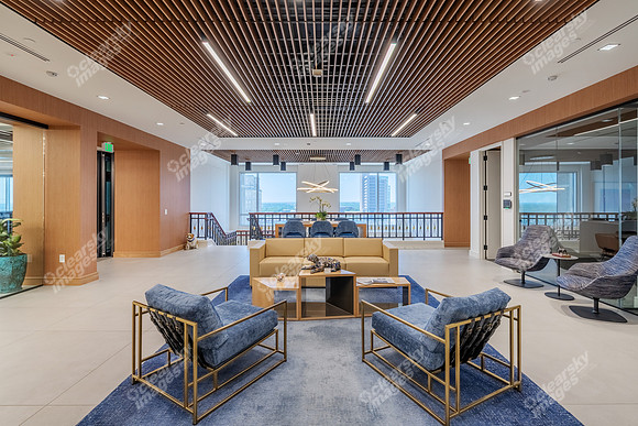 one-w-4th-int5556