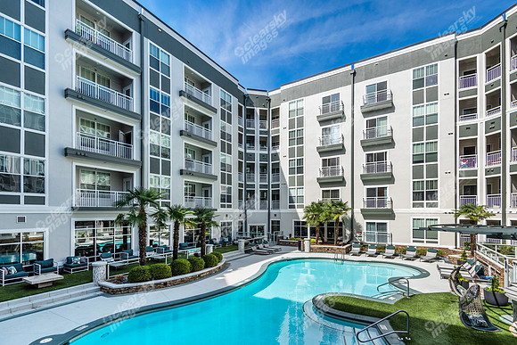 900-e-six-forks-ext0256