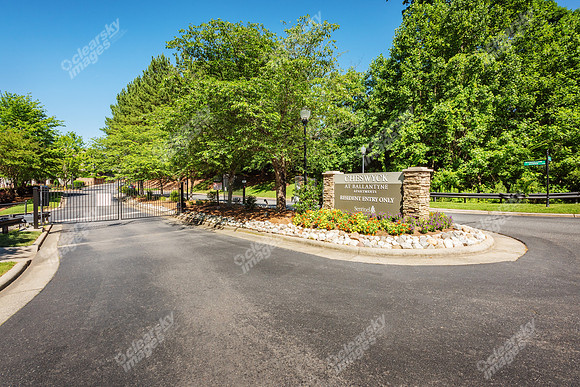 14360-wynhollow-ext-2024