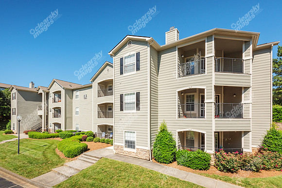 14360-wynhollow-ext-2027