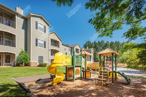 14360-wynhollow-ext-2072