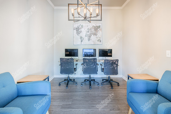 14360-wynhollow-int-1628