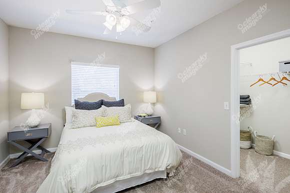 14360-wynhollow-int-1828