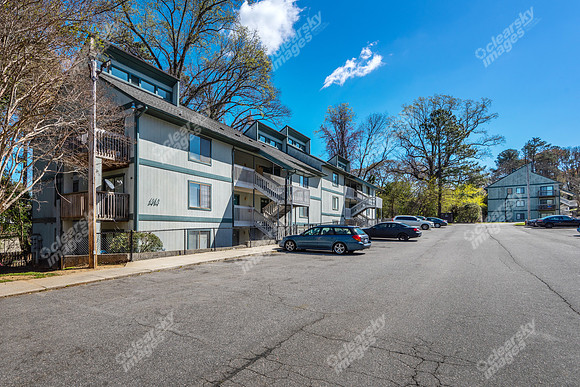 1406-brookside-ext0430