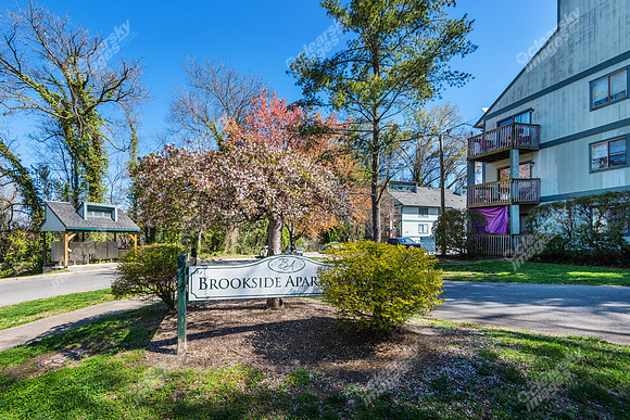 1406-brookside-ext0451