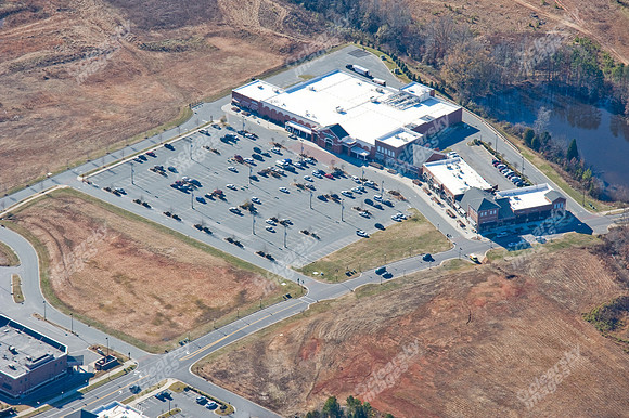 cureton-shopping-air-887