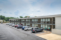 4903-market-ext8986
