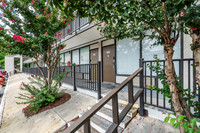 4903-market-ext8944