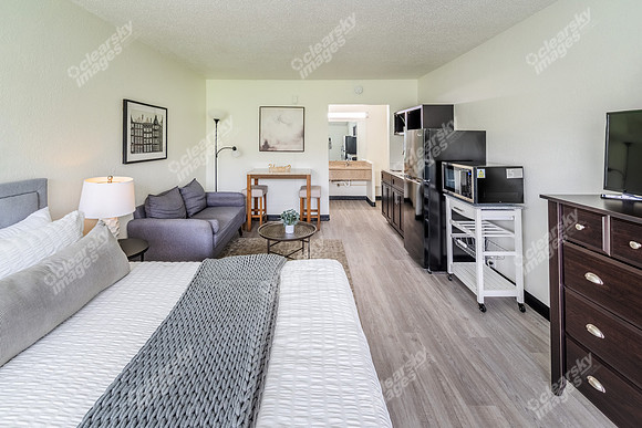 4903-market-int9292