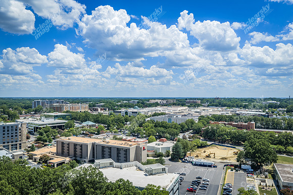 2101-rexford-pano-drn0037