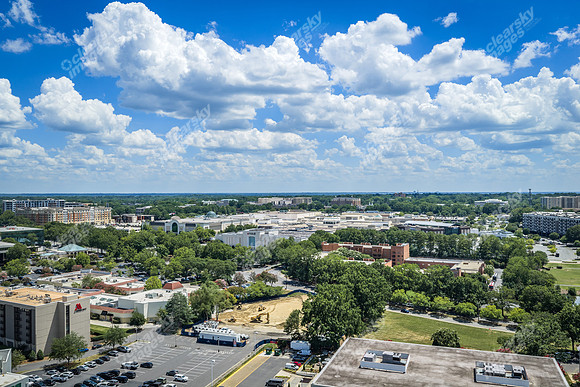 2101-rexford-pano-drn0052