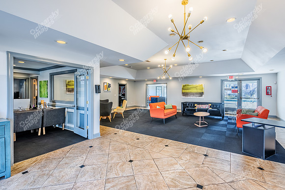 2925-cottage-int5186