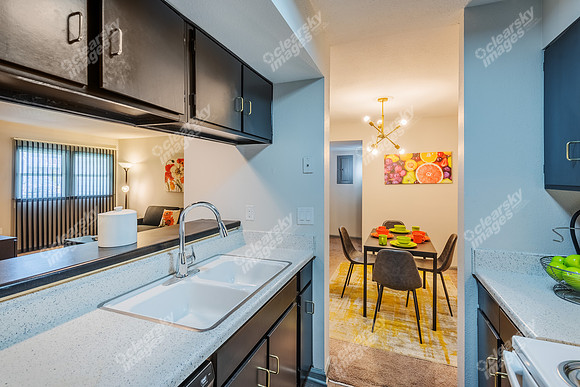2925-cottage-int5561