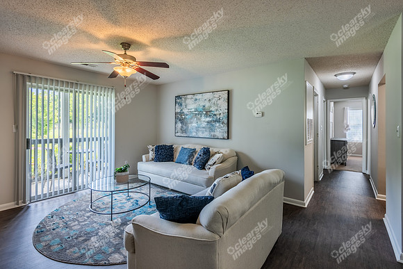 13001-yorkridge-int5839