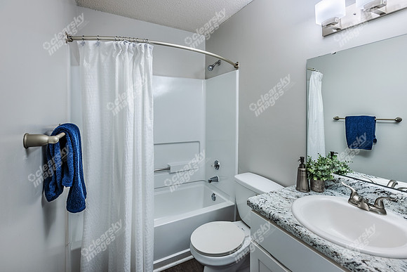 13001-yorkridge-int5874
