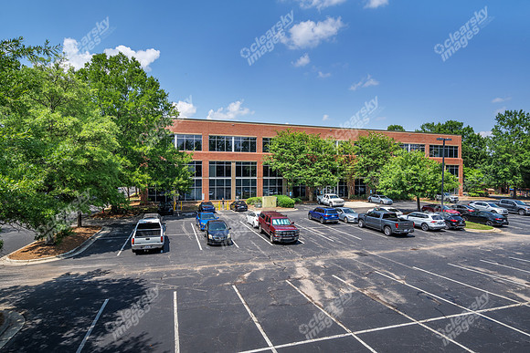 1616-e-millbrook-ext0568