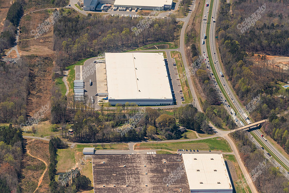 300-woodlake-air3657