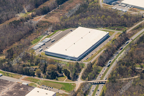 300-woodlake-air3661