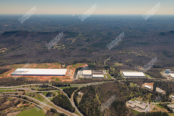 300-woodlake-air3678