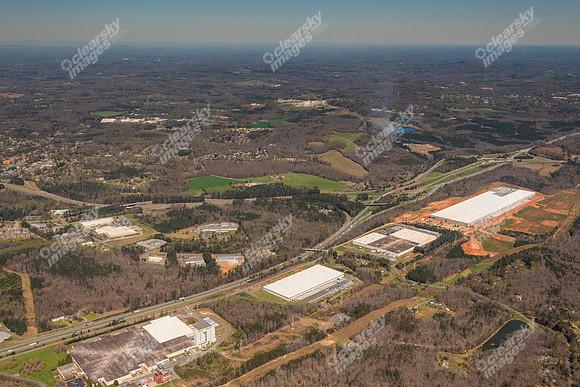 300-woodlake-air3723