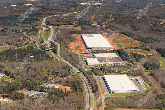 300-woodlake-air3810