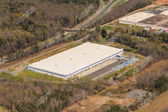 300-woodlake-air3817