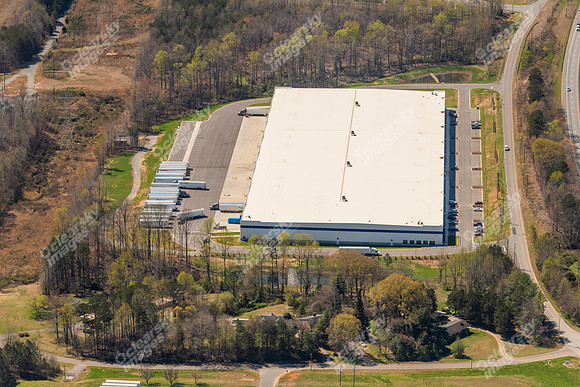 300-woodlake-air3843