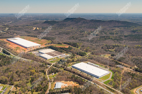 300-woodlake-air3864