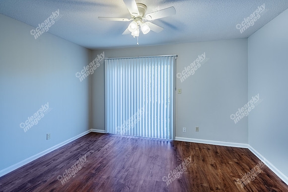 260-brookwood-int5945