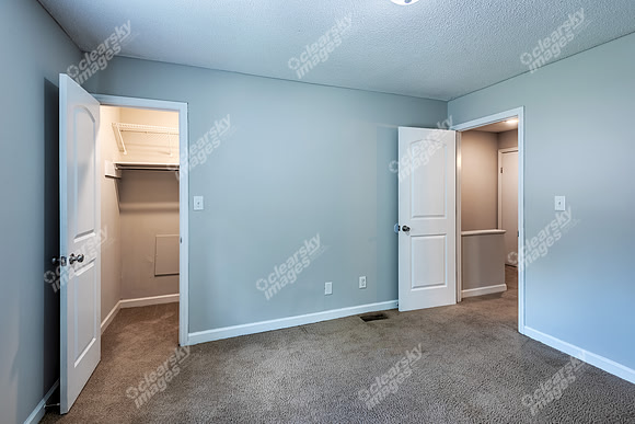 103-cedar-int_7532