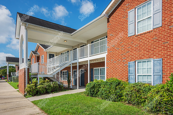 3009-macgregor-ext_7268