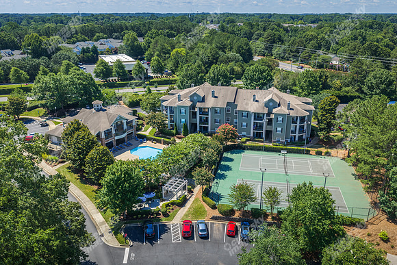 14360-wynhollow-drn4327