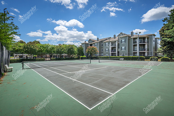 14360-wynhollow-ext3579