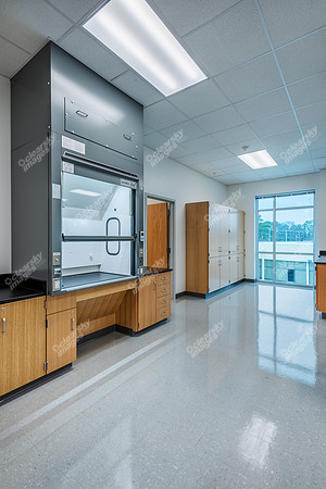 4809-ward-int7652