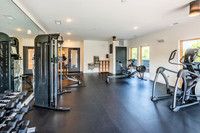 730-e-36th-int8177