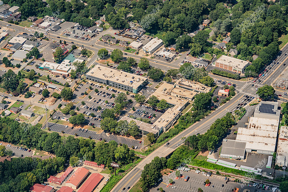 400-monroe-pln824