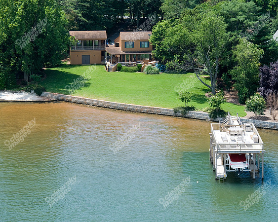clutter-lake-home-974