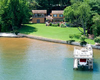 clutter-lake-home-977
