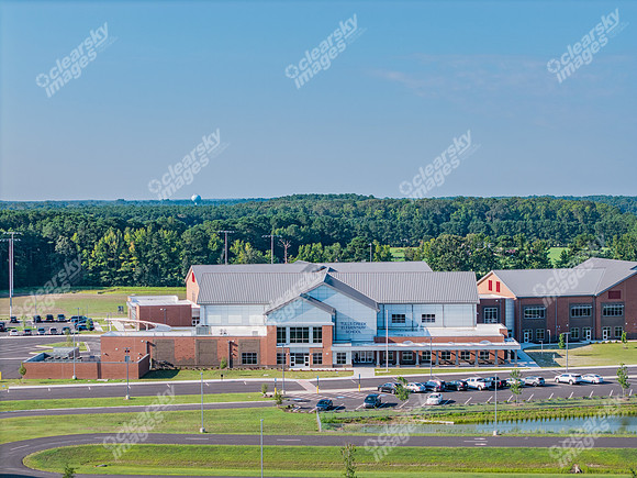 125-campus-drn2846