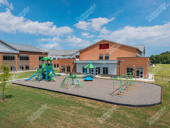 125-campus-drn2916