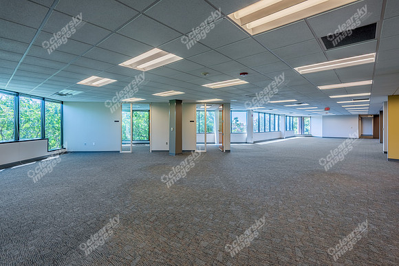 5024-parkway-int8445
