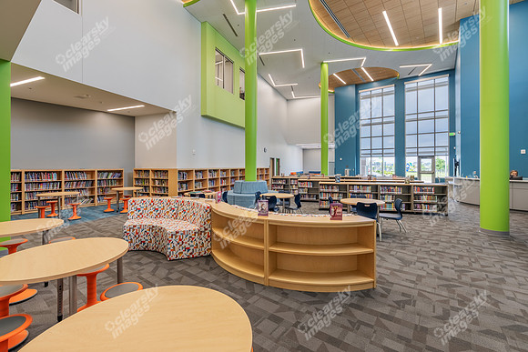 125-campus-int3781