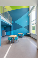 125-campus-int3881