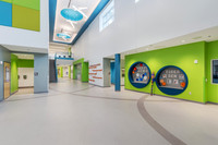 125-campus-int3956