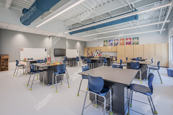 125-campus-int4906b
