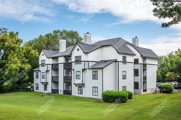 2208-yager-ext8784