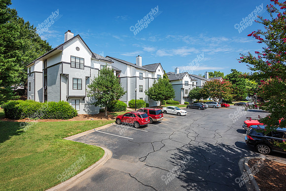 2208-yager-ext8982